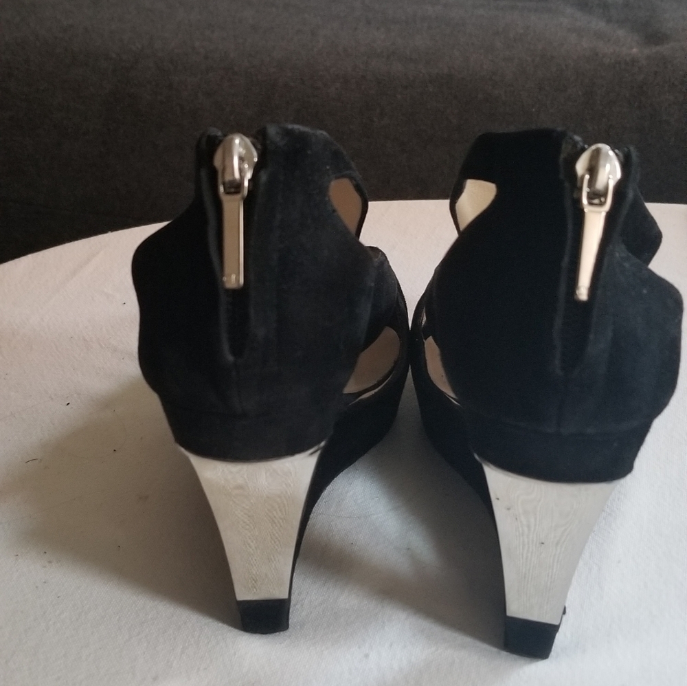 Christian Dior Cutout Wedge Sandal - Picture 2 of 6